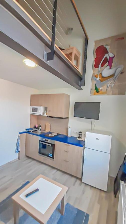 City Beach Apartment Reval Esterno foto